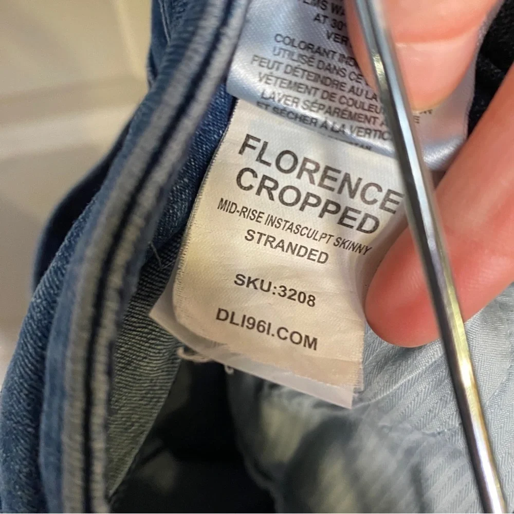 DL1961 Florence Mid Rise Instasculpt Skinny Cropped Jeans Size 29 in Stranded